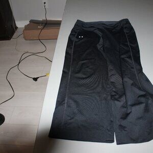 Black Under Armour Athletic Pants Size Medium